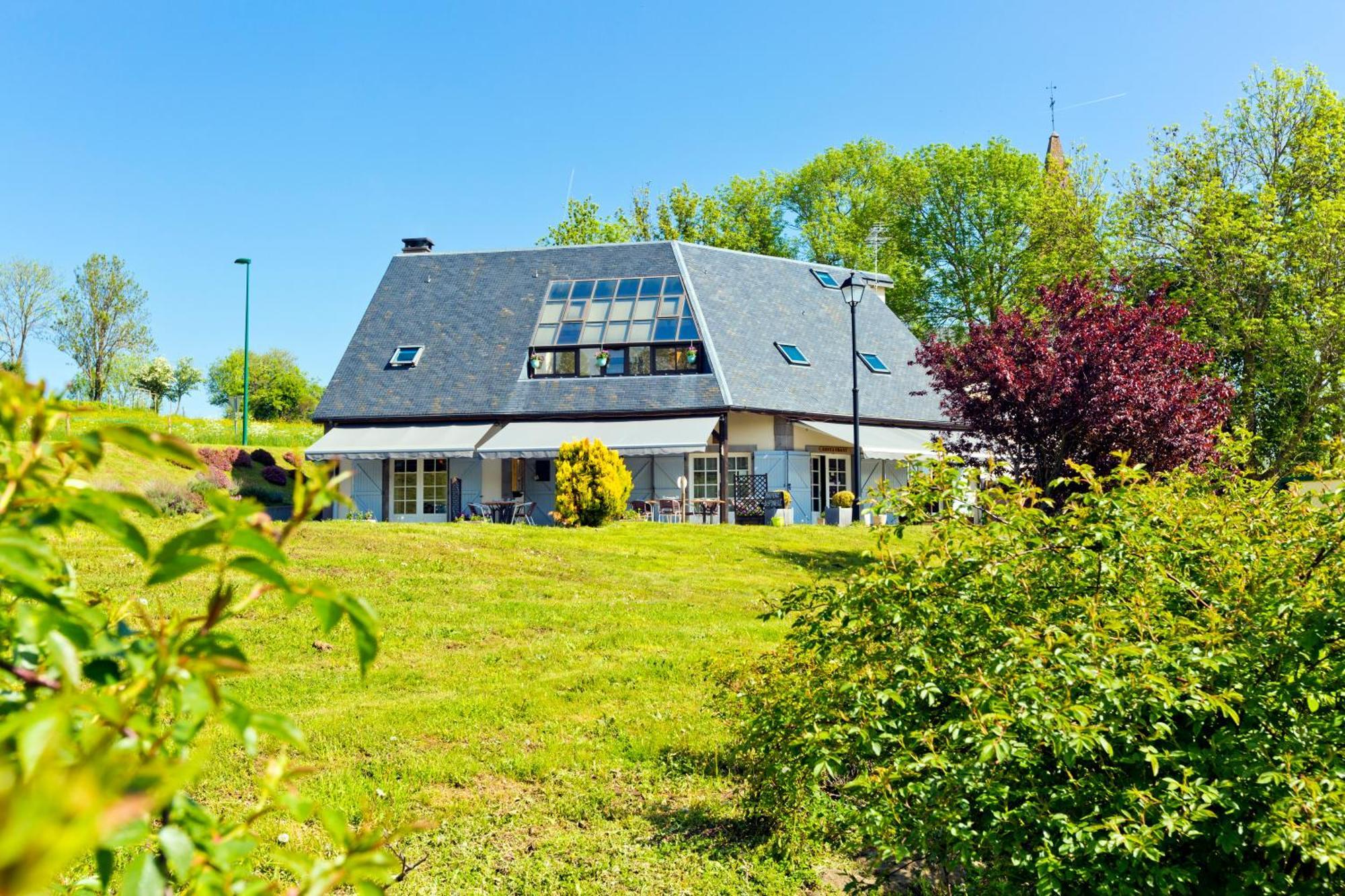 Logis Hotel Restaurant Auberge Du Bougnat Saint-Victor-la-Riviere Exteriér fotografie